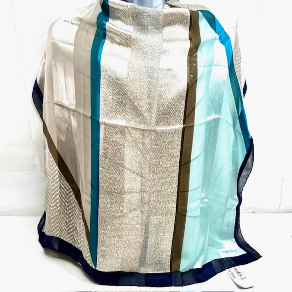 Beautiful Solf Silky Valentino Lightweight Square 34" Blue gray borwn green (84)